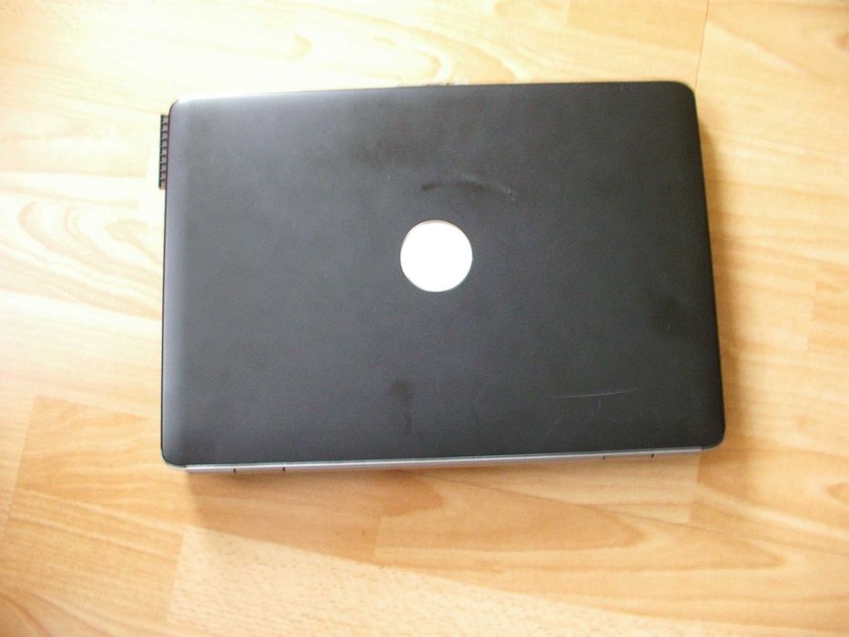 Laptop DELL model PP29 L