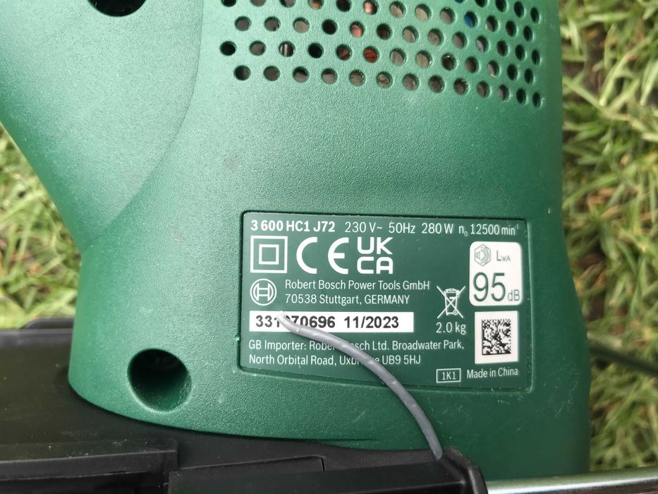 Тример EasyGrassCut 26 Bosch,280 Ват, з Англії