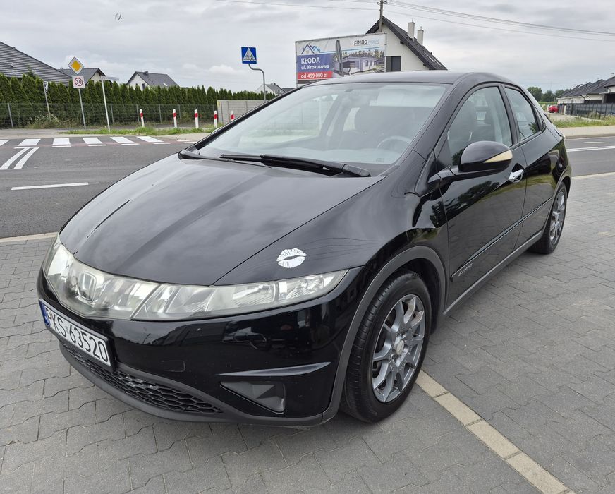 HONDA CIVIC 2008r 1.4benz Serwisowana,2kpl alufelg,Zadbana.