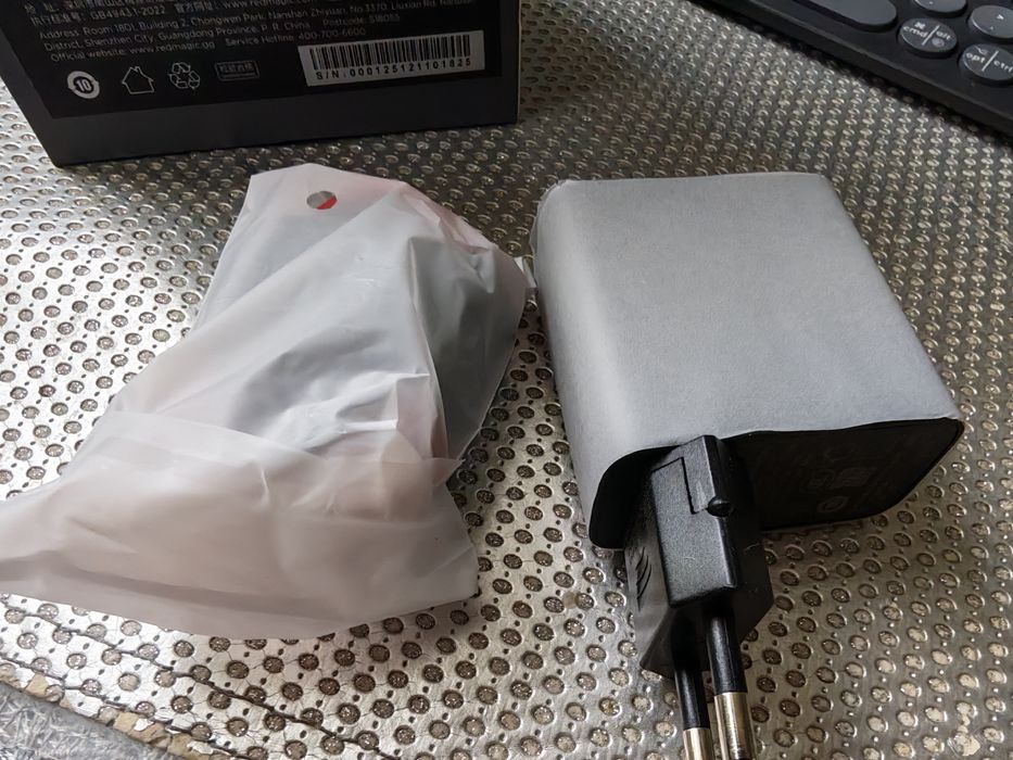 Ładowarka indukcyjna Nubia/Red Magic 80W