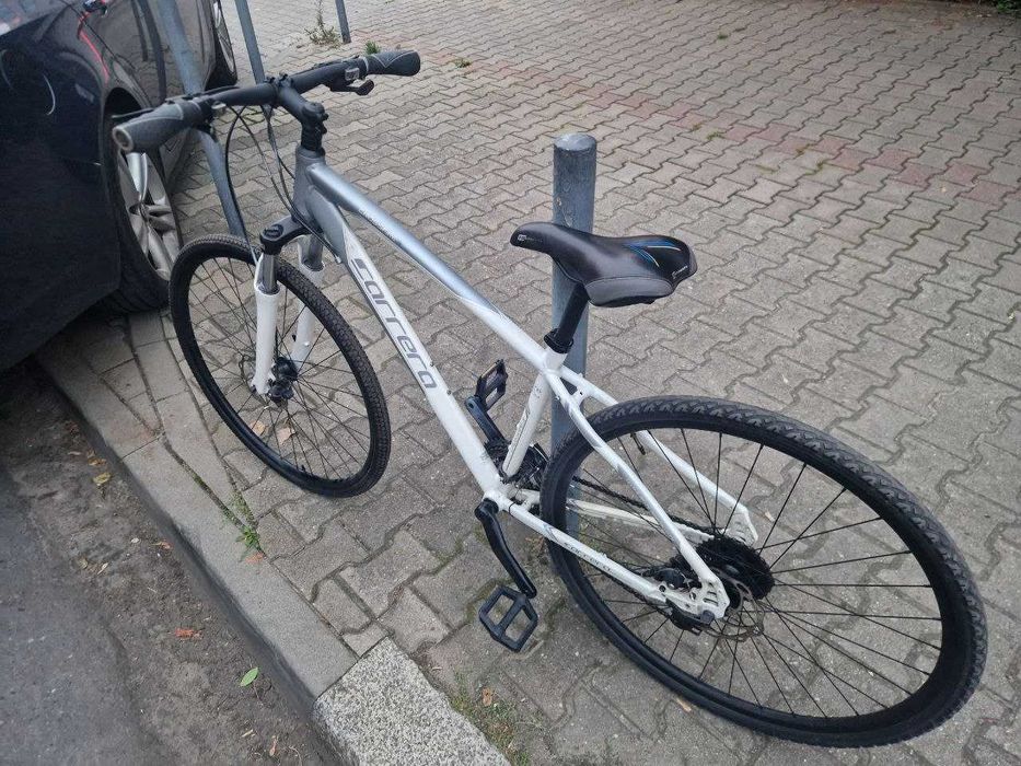 Carrera Crossfire 3 – rower crossowy trekkingowy , rama 17", koła 28"