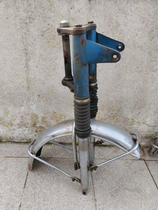 Suspensão frontal para motorizadas nacionais