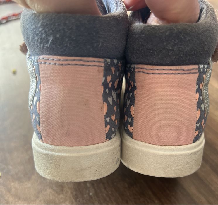 Buciki Clarks 26