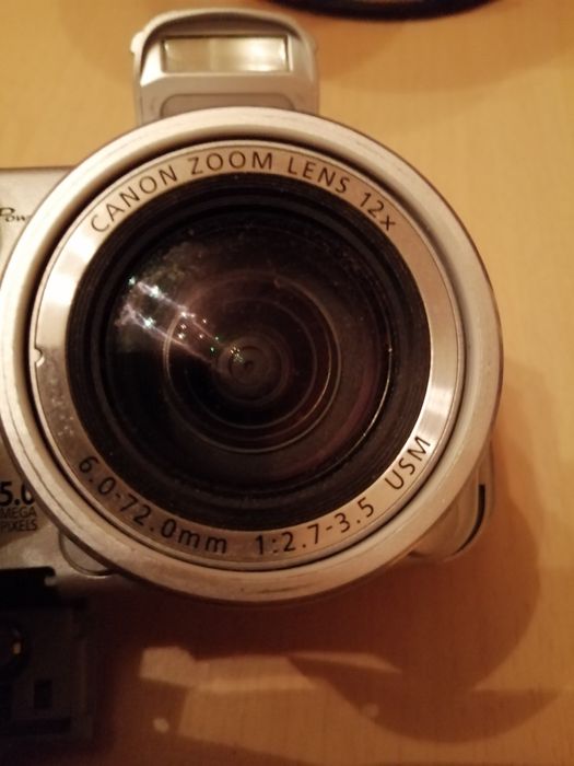 Продаю фотоаппарат Canon на запчасти