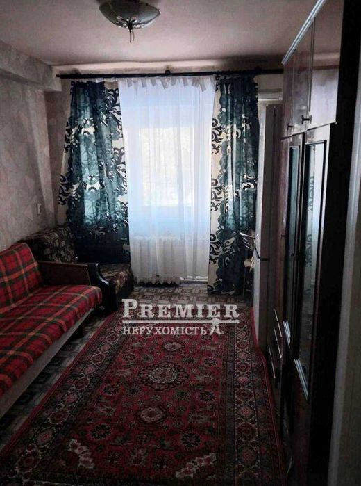 У продажу кімната у комунальній квартирі