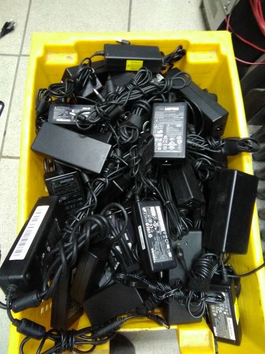 Блоки питания для ноутбуков