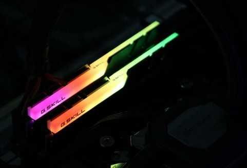 пам'ять ТОП DDR4 16GB Kit (2x8) 4133MHz G.Skill Trident Z RGB. TradeIN