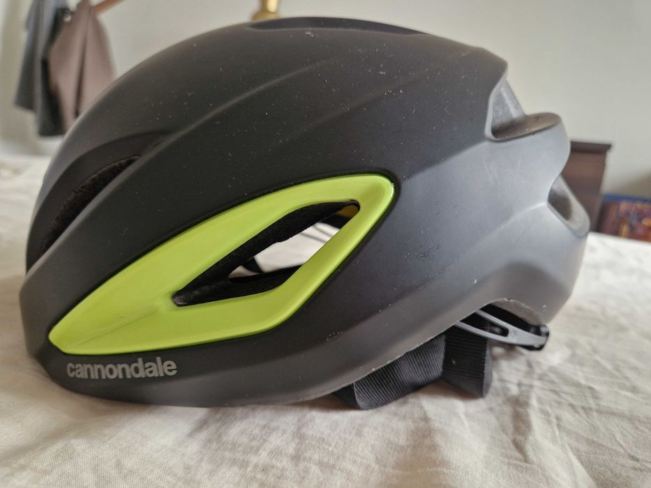 Capacete Cannondale