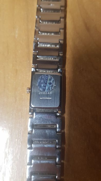 Наручний годинник OMAX Quartz Crystal Waterproof  JE0348