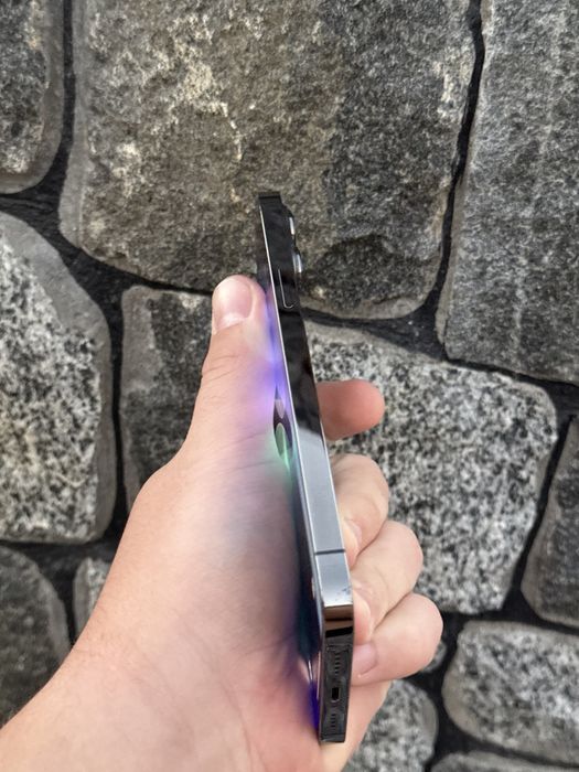 Apple IPhone 13 Pro Max 256 Gb Graphite Neverlock 98% акб