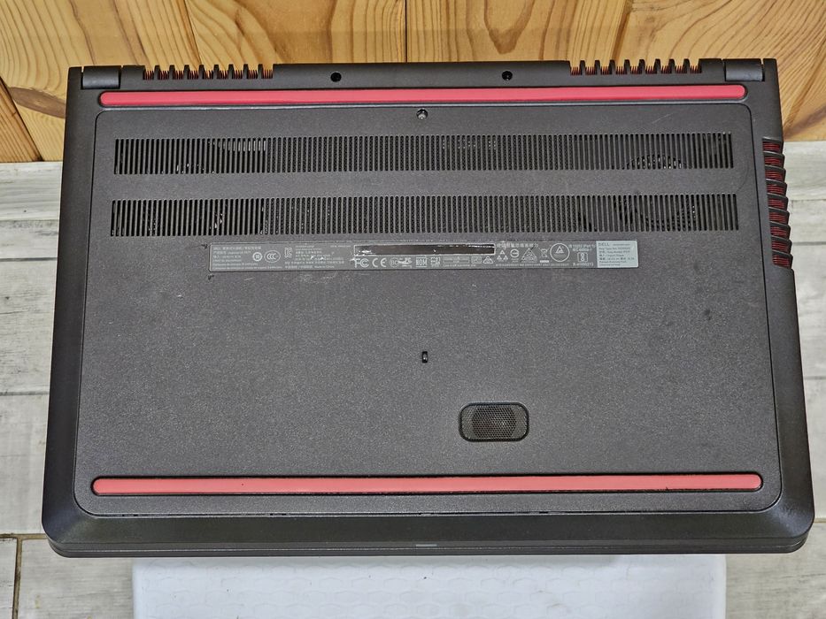 Dell Gaming 15.6"/i7 7700HQ/GTX 1050 4GB/ RAM 16GB/SSD 256GB