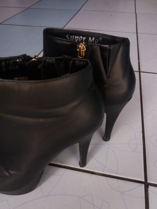 czarne botki na platformie rozmiar 36 Możliwość wysyłki paczkomatem