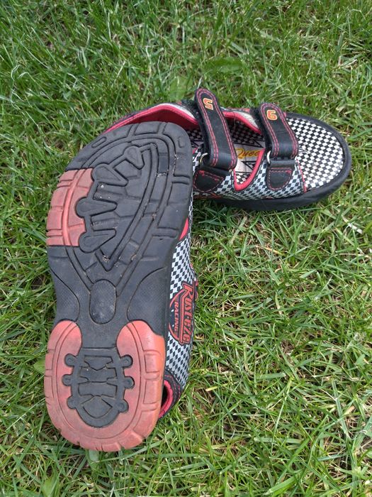 Босоніжки, боссоножки