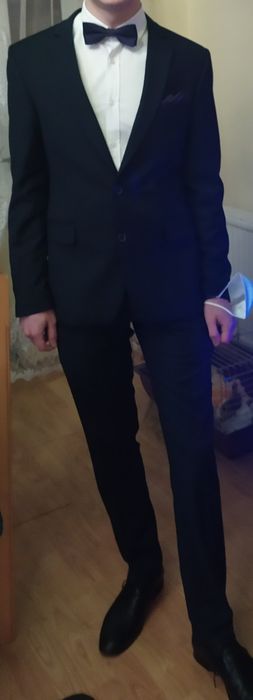 Garnitur granatowy typu Slim 176 na szczupłego