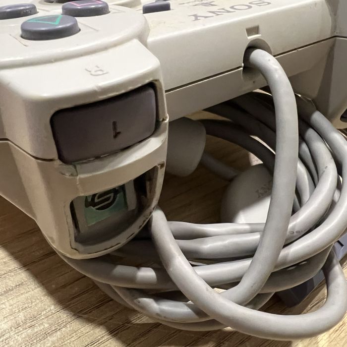 Playstation 1 PS1 PSOne + Fifa 2004