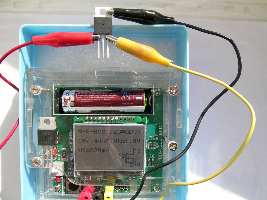 Транзистор K4145. 60 В, 84 А, 84 Вт. ТО -220.