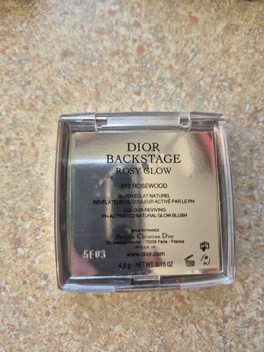 Orginalny róż Dior