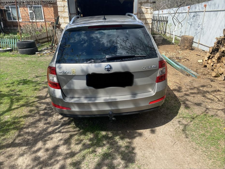 Продам автомобіль сімейний