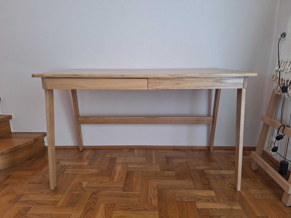 Biurko dębowe 140cm z szufladą (z litego drewna)