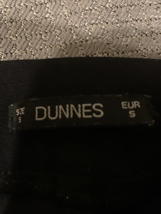 Czarne długie leginsy „grubsze” na chłodniejsze dni