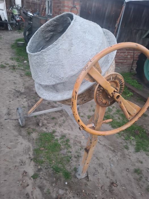 Betoniarka 230v.