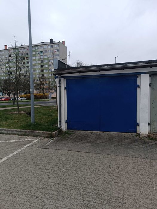 Wynajmę Garaż KOLEJOWA