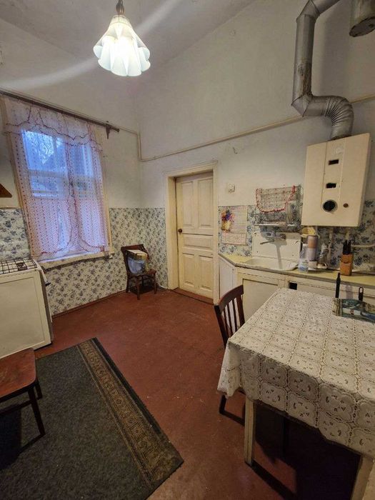 3 кімнатна квартира в центрі міста