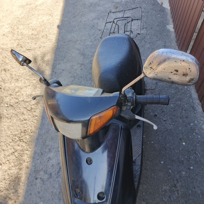 Скутер  "YAMAHA"