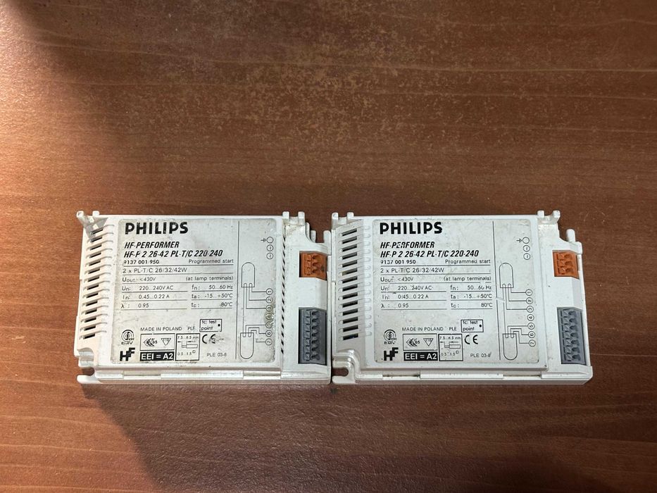 LOTE 13 Balastros eletronicos Phillips