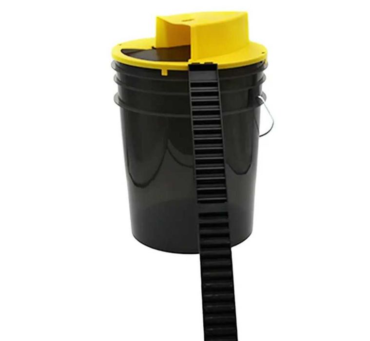 Гуманная крышка мышеловка на ведро для мышей