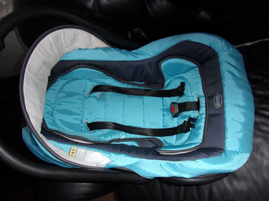 Oddam wózek dziecięcy 3w1