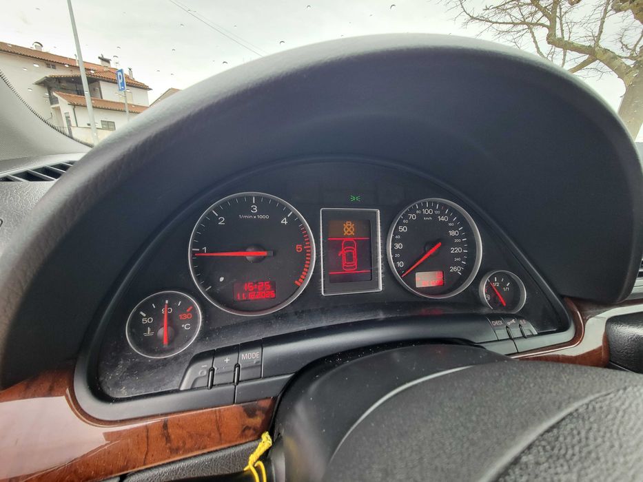 Audi A4 Avant 1.9Tdi 130cv Nacional / Full Pele