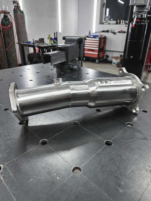 Downpipe Audi A4 B9 / A5 F5 2,0 TFSI