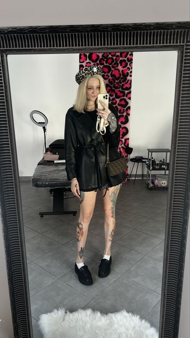 Плащ піджак на поясі з еко шкіри