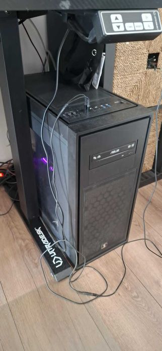 Używany Komputer Osobisty - NVIDIA GEFORCE 1060 GTX