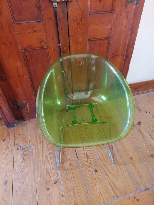 Vendo cadeira Glisse verde alface  Habitat