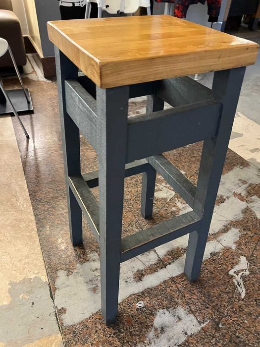 барний стілець дерев'яний недорого