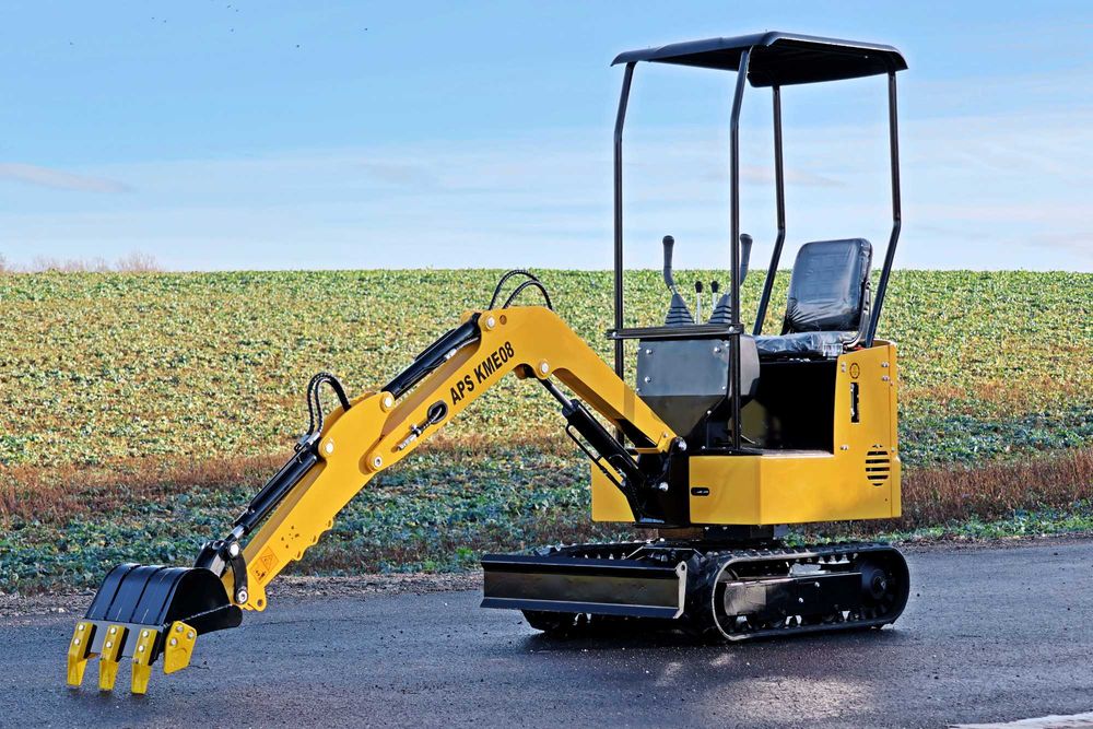 Minikoparka APS KME08 silnik KOOP 800 kg NOWA łyżka 40 cm WYPRZEDAŻ ROCZNIKA 2025