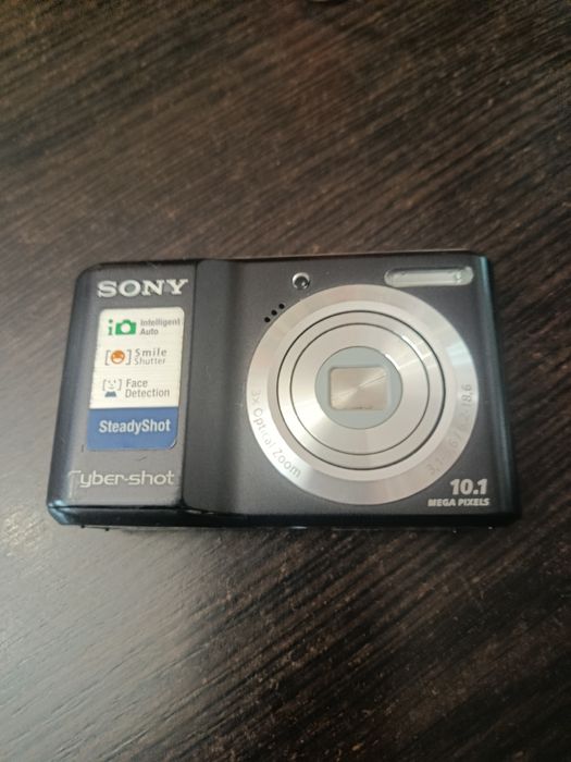 Фотоапарат Sony Cyber-shot