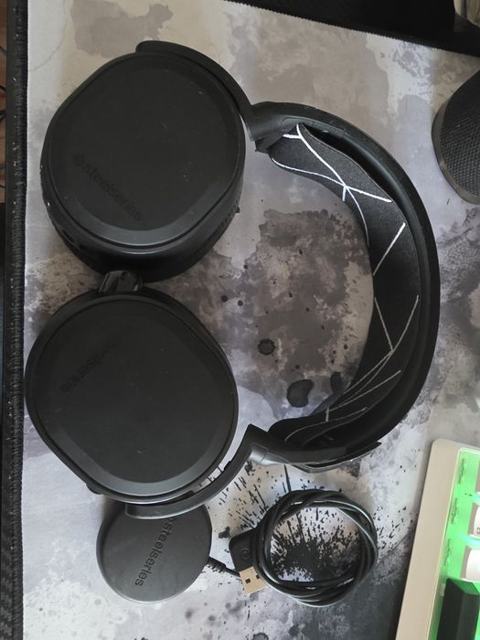 Steel series  arctis 9