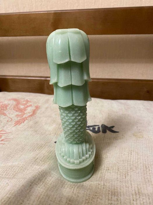 Статуетка Мерліон з зеленого нефриту, талісман Сингапуру 16,5 см