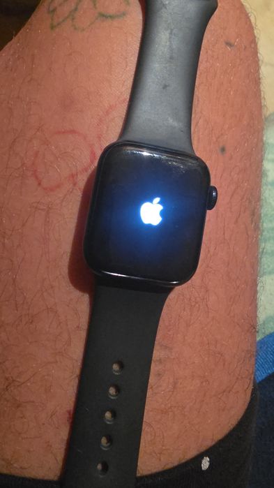 Apple Watch SE 3 GPS + Cellular 40mm