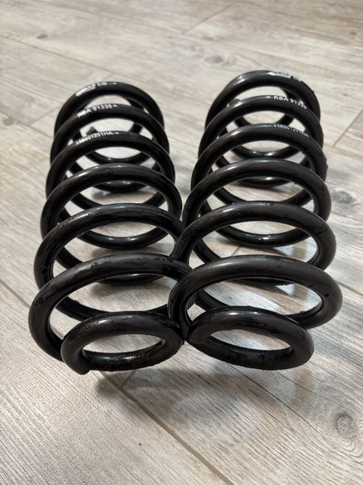 Задні пружини Ейбах Eibach Audi, VW, Golf,Passat, Skoda