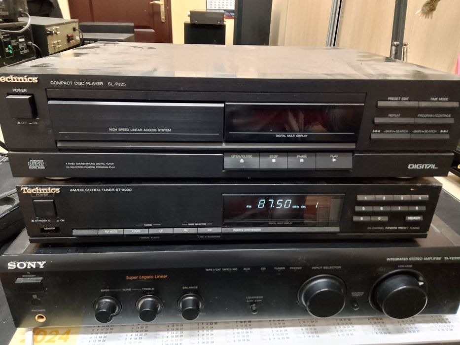 Tuner Technics ST X930 CD Technics SL PJ25