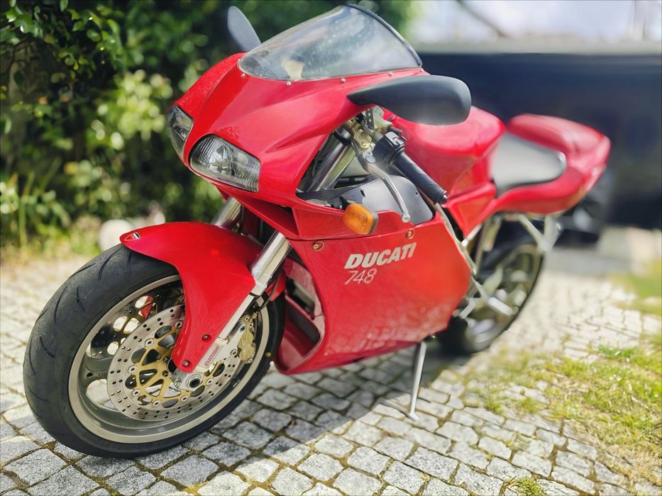 Ducati 748 biposto