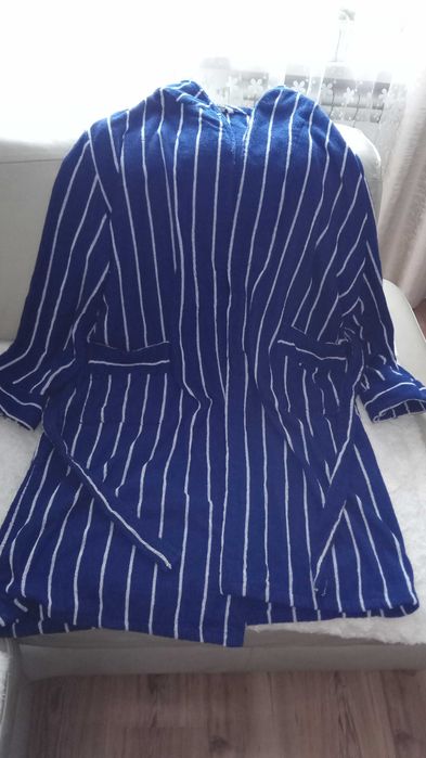 Szlafrok rozmiar 176-182 nowy