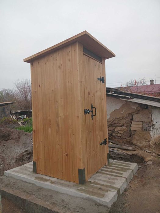 Деревянный туалет, вуличний туалет, деревянний туалет, дачный туалет