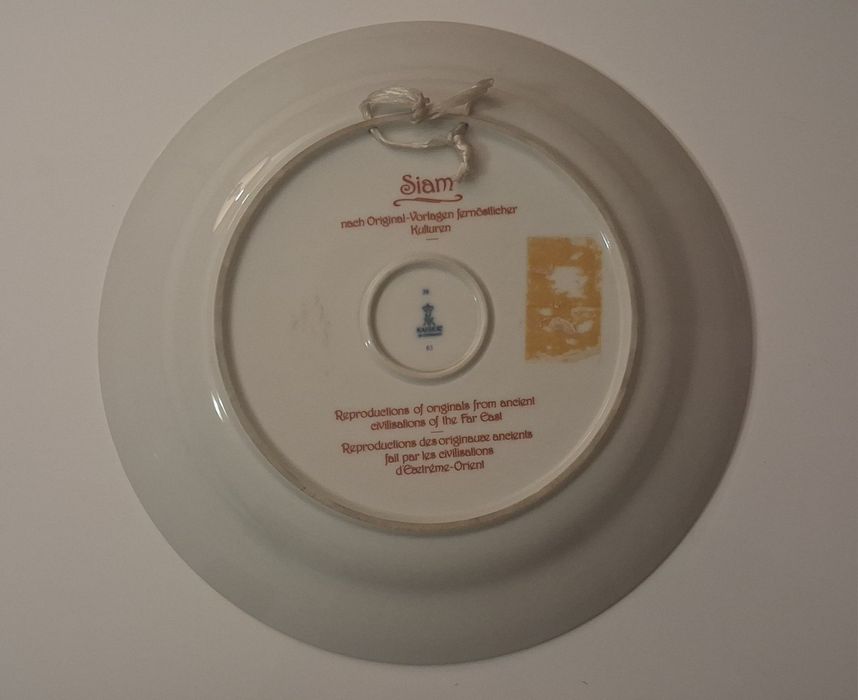 Prato  decorativo de porcelana  da Kaiser