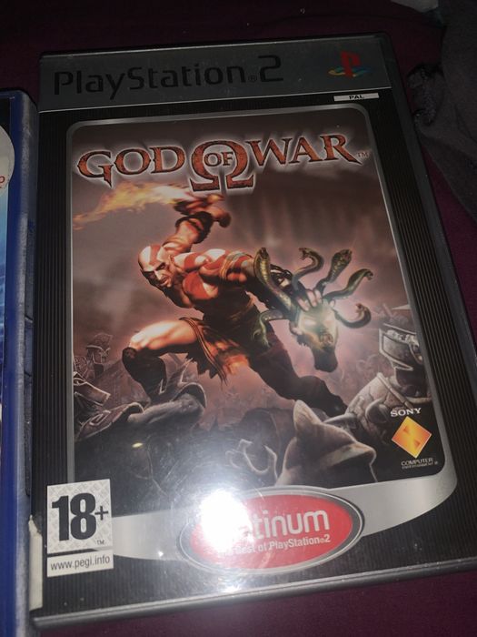 Todos esses jogso de ps2 por 20€ e um comando de graça