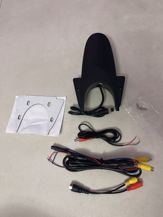 Kamera cofania do Mercedes Vw Crafter,Sprinter,Vito,Viano złącze 4 pin